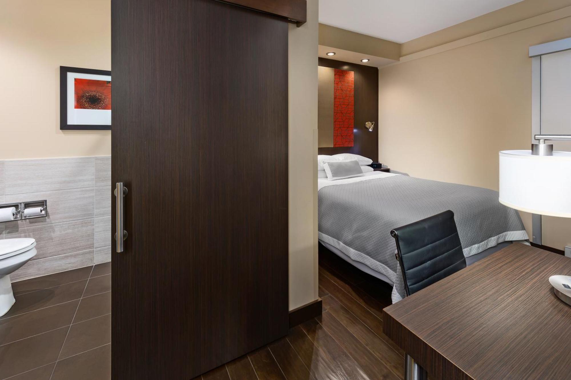 Aerostay Sioux Falls Room photo