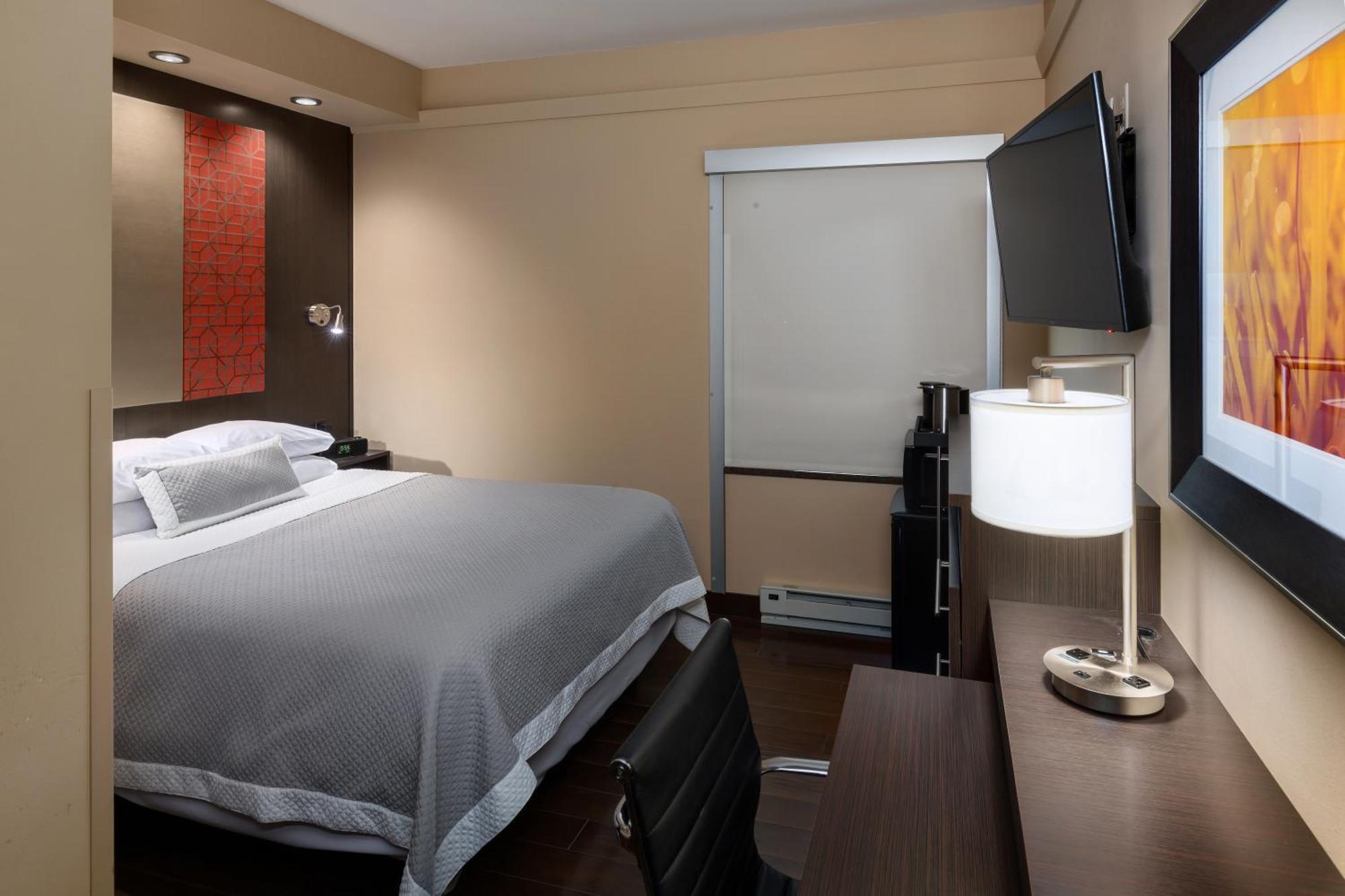 Aerostay Sioux Falls Room photo